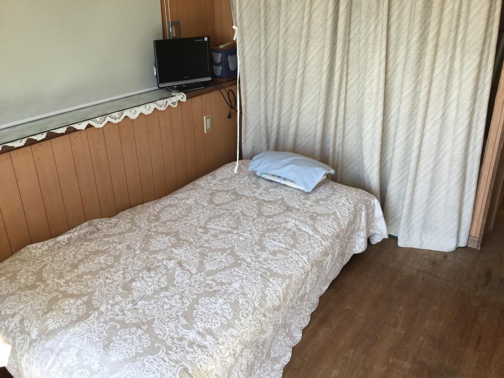 Minshuku Zabaru Hostel Ishigaki  Δωμάτιο φωτογραφία